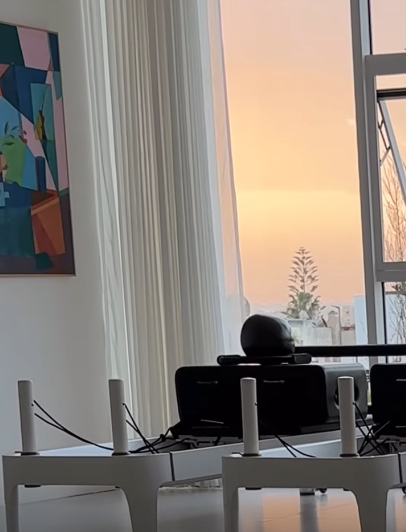 Studio au coucher de soleil