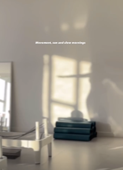 Movement sun and slow mornings